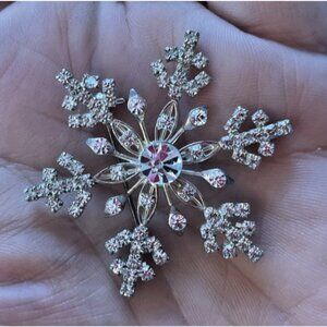 Silver Snowflake Pin Brooch Rhinestone Dainty Petite